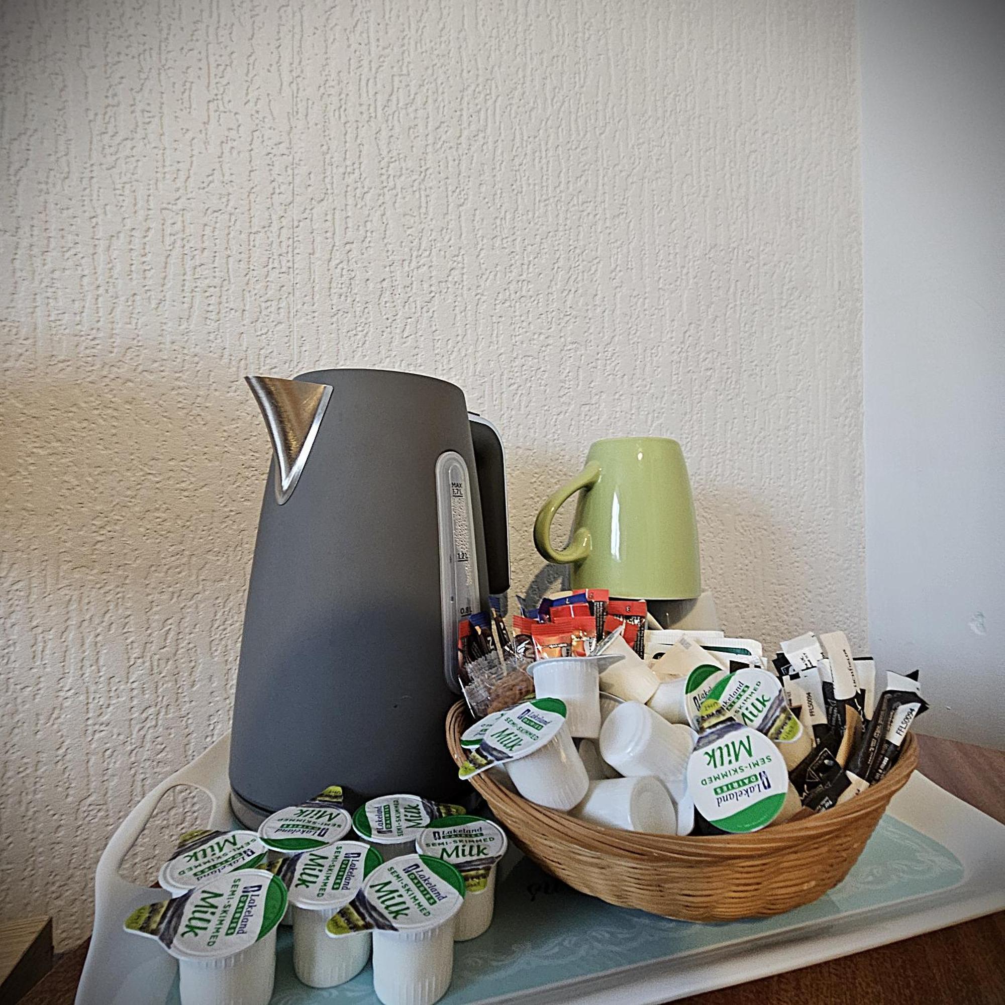 Denville Hotel Блекпул Екстериор снимка